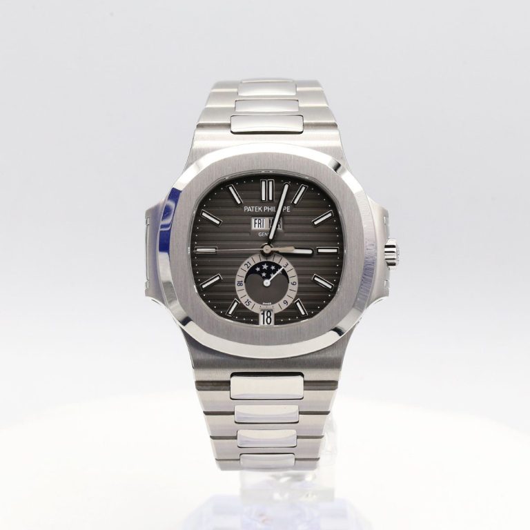 Patek Philippe Nautilus Ref. 5726 — montre de luxe d'occasion