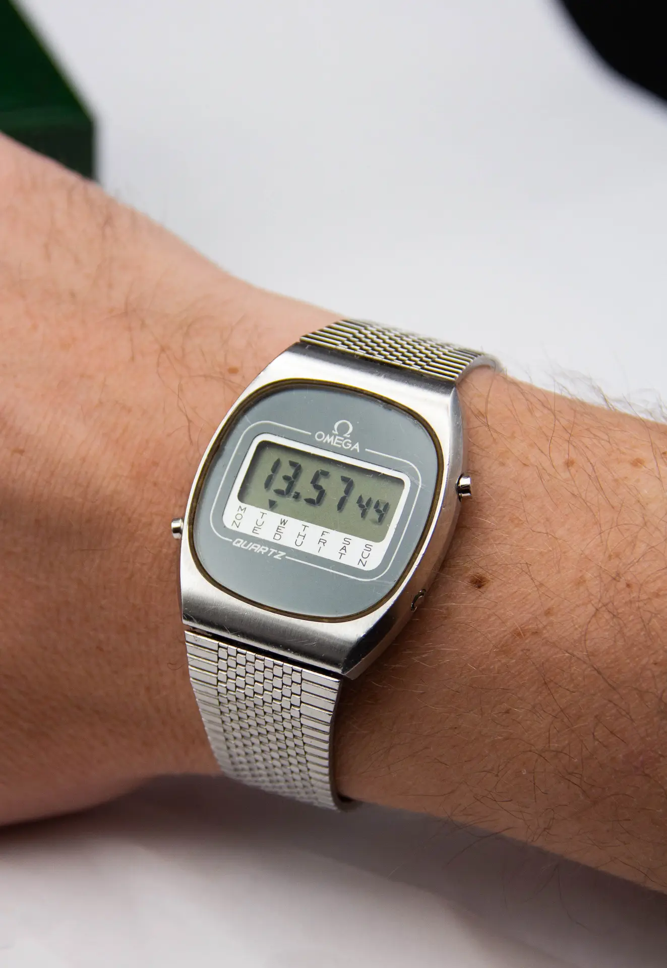Omega Digital LCD