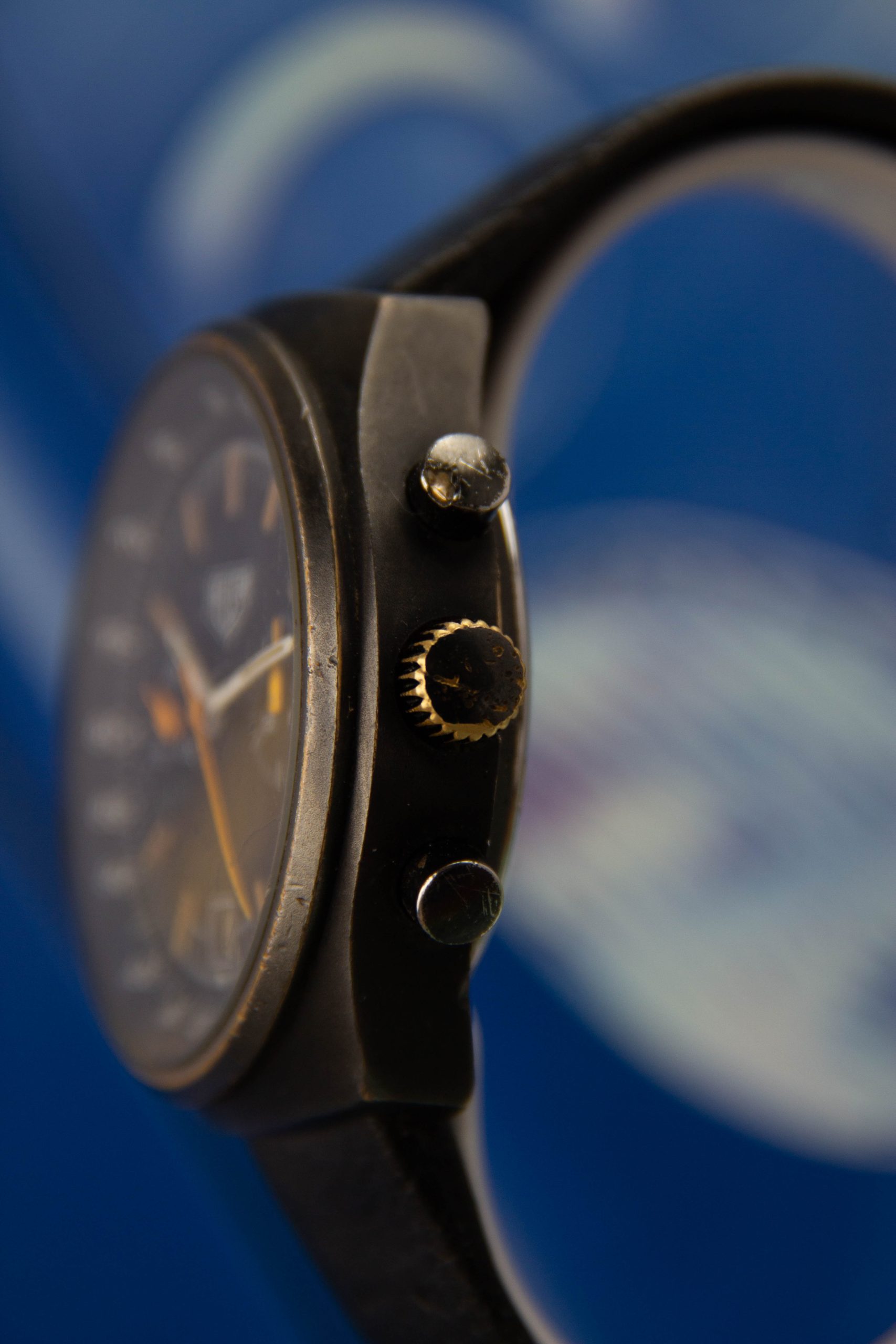 Heuer Big Shield Ref. 12 — vue 3