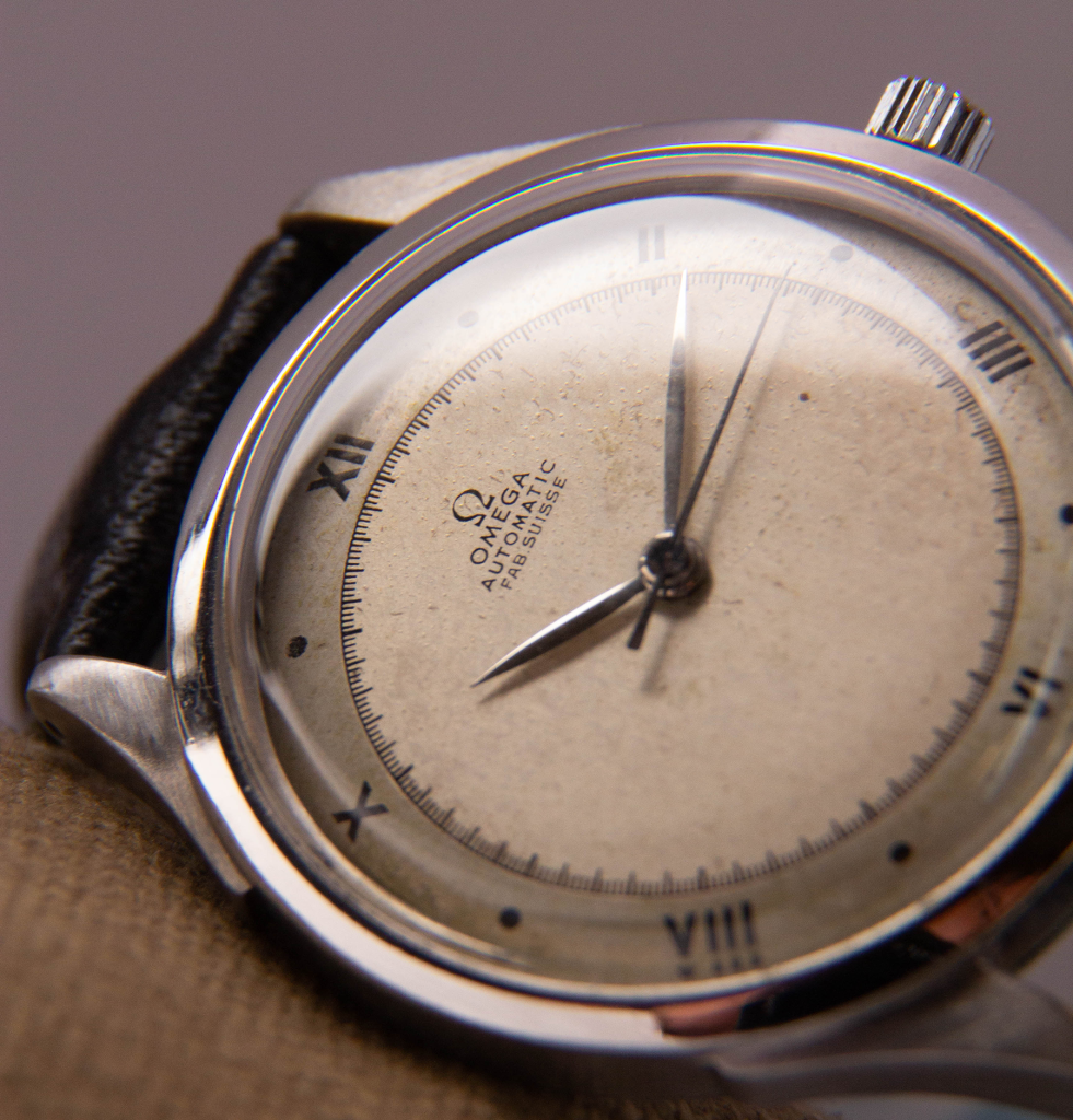 Omega Automatic vintage à chiffres romains, numéro de série caché sur le mouvement
