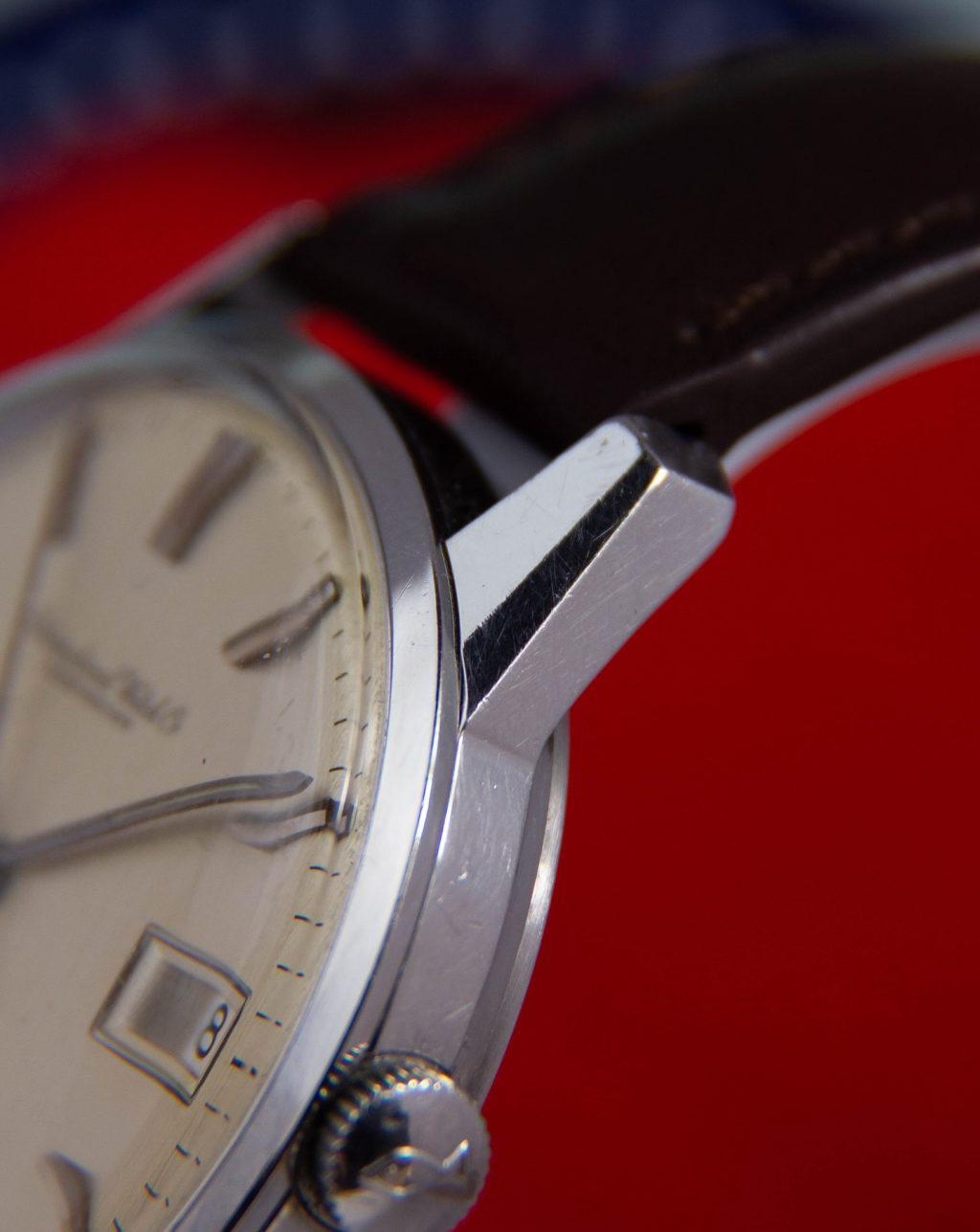 Instagram post from heure.miroir.watches. This post is in position 3.