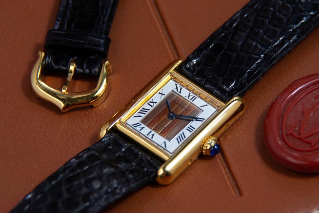 Instagram post from heure.miroir.watches. This post is in position 1.