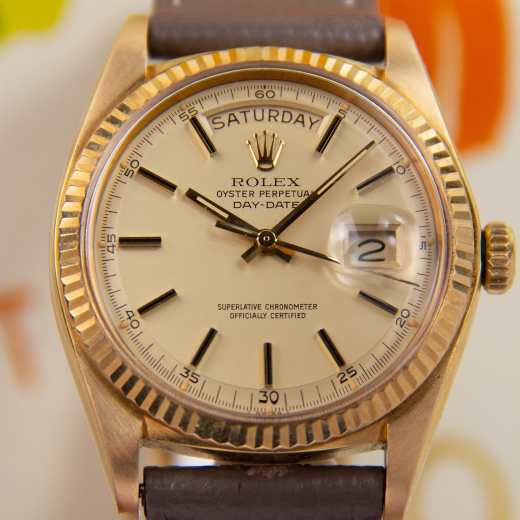 Instagram post from heure.miroir.watches. This post is in position 5.